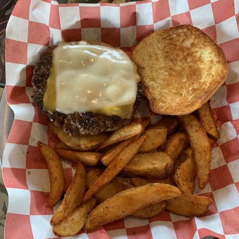 Fuddruckers - Three Cheese Burger Combo - American Near Me - Norfolk, Virginia