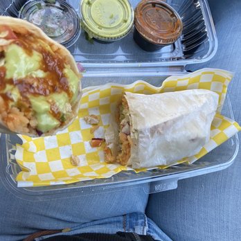 Taqueria El Charro - Chicken burrito - Mexican Near Me - Niagara Falls, New York Taqueria El Charro - Chicken burrito - Mexican Near Me - Niagara Falls, New York