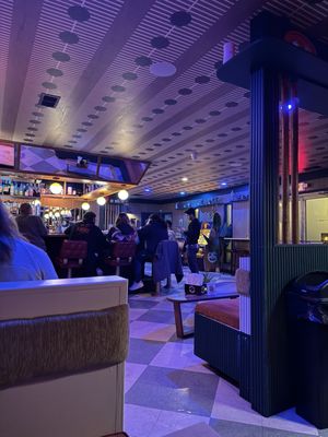 GoodTimes Full Service bar by null