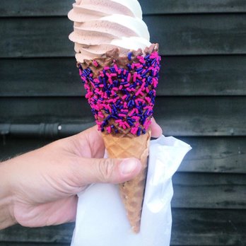 Freezy’s Creamery - Ice Cream & Frozen Yogurt Near Me - Helena, Alabama Freezy’s Creamery - Ice Cream & Frozen Yogurt Near Me - Helena, Alabama