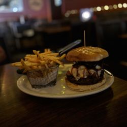 Burger with all the stuff. Truly fantastic!!!!