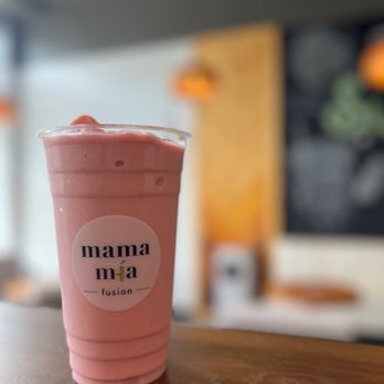 Mama Mia Fusion - a pink smoothie in a plastic cup - Bubble Tea Near Me - San Antonio, Texas Mama Mia Fusion - a pink smoothie in a plastic cup - Bubble Tea Near Me - San Antonio, Texas