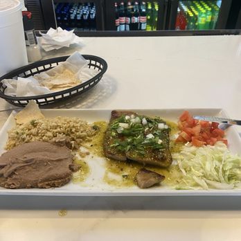 La Cocina de Roberto - Senor Gobernador - Latin American Near Me - Spring, Texas