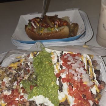 Mayas Hotdogs y Mas - Carneasada fries - Street Vendors Near Me - Tolleson, Arizona Mayas Hotdogs y Mas - Carneasada fries - Street Vendors Near Me - Tolleson, Arizona