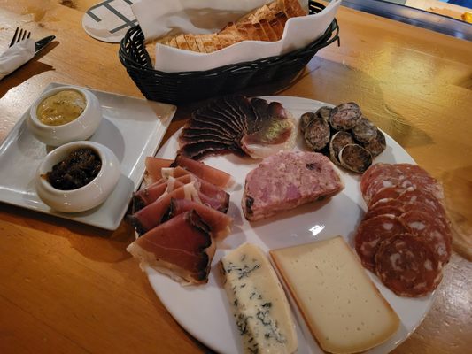 EtOH Brasserie by null