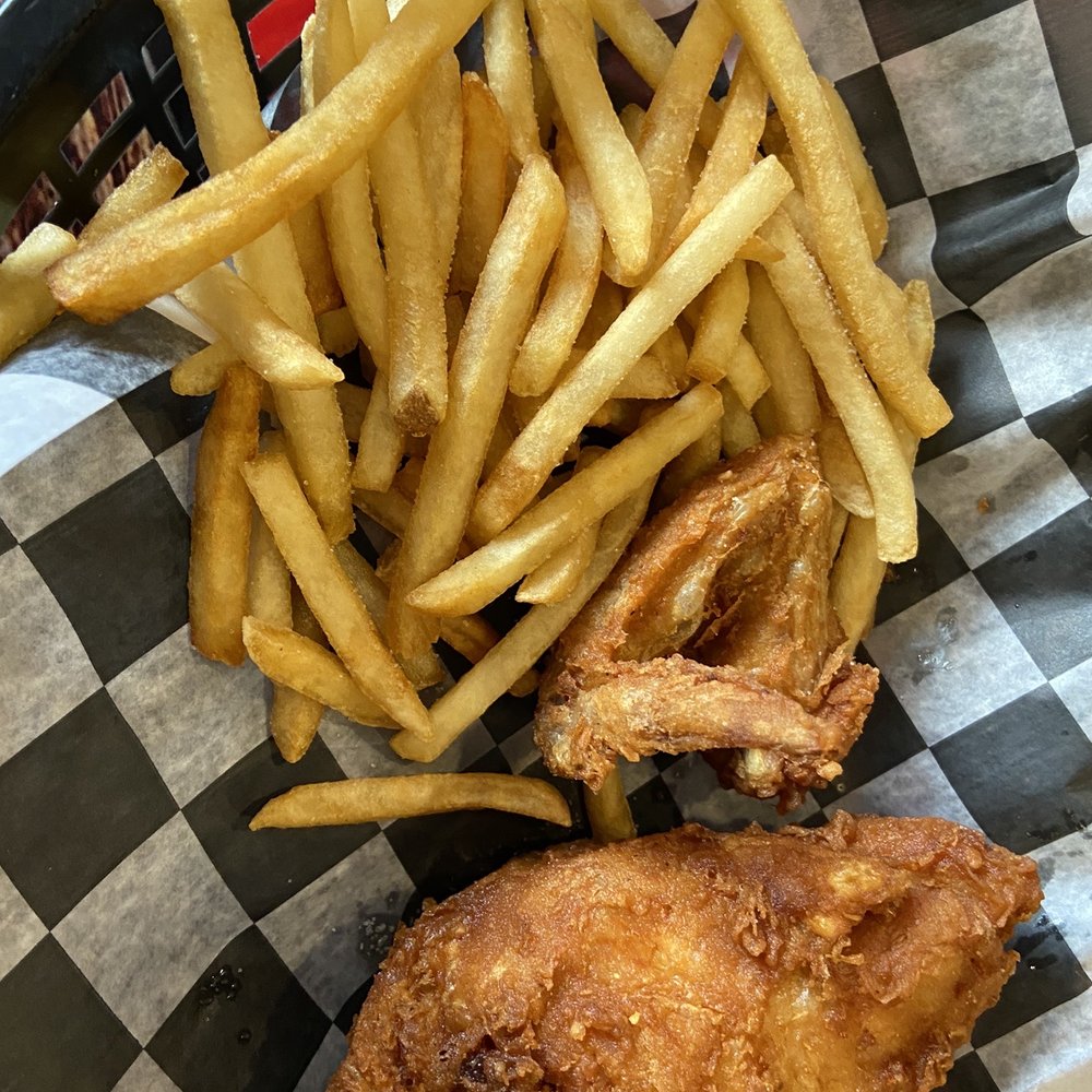 The Keg - 2 piece white basket with fries (TINY wing!!) - American Near Me - Sioux Falls, South Dakota The Keg - 2 piece white basket with fries (TINY wing!!) - American Near Me - Sioux Falls, South Dakota