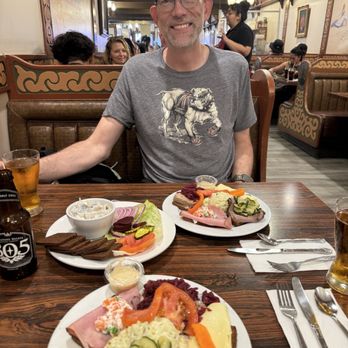 Red Viking Restaurant - smørrebrød - Breakfast & Brunch Near Me - Solvang, California Red Viking Restaurant - smørrebrød - Breakfast & Brunch Near Me - Solvang, California