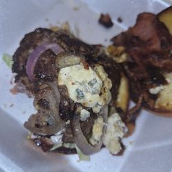 The Pineapple Cafe - Bleu Cheeseburger Homemade Potato Chips