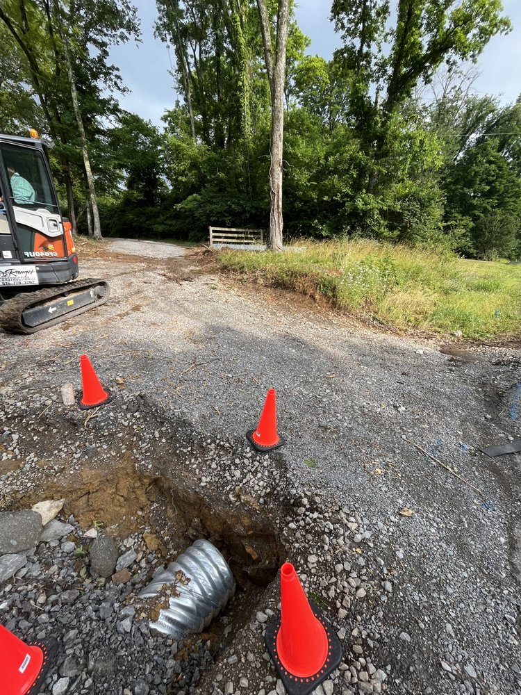 Slide of Rangel Trucking