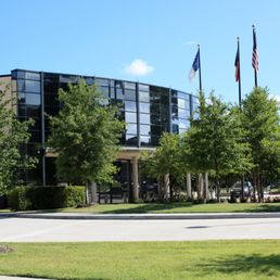 Exterior outside entrance of Lone Star College - LSC-Tomball Community Library - Tomball, Texas Exterior outside entrance of Lone Star College - LSC-Tomball Community Library - Tomball, Texas