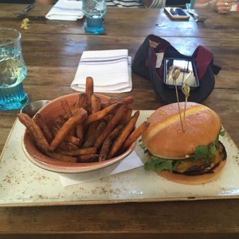 Herringbone Waikiki - Two-Hand Burger - Seafood Near Me - Honolulu, Hawaii