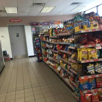 Speedway - Speedway of Bellingham -- 199 Hartford Avenue / Route 126, Bellingham              Interior - Gas Stations Near Me - Bellingham, Massachusetts