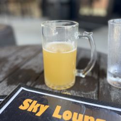 Sky Lounge - Cubbie Gummy Beer