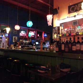 La Vita E Bella - Beautiful decor and very welcoming. - Italian Near Me - Seattle, Washington