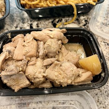 Mama's Lumpia - Classic Chicken Adobo - Filipino Near Me - Pacheco, California Mama's Lumpia - Classic Chicken Adobo - Filipino Near Me - Pacheco, California