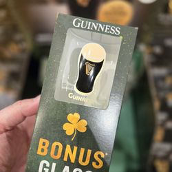 Value On Liquor Store - Happy St. Paddy's ~