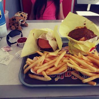 Original Tommy's - BOMB chili! - Burgers Near Me - Valencia, California Original Tommy's - BOMB chili! - Burgers Near Me - Valencia, California