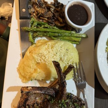 1515 Restaurant & Lounge - Lamb chops, mashed potatoes & asparagus - Sports Bars Near Me - Walnut Creek, California 1515 Restaurant & Lounge - Lamb chops, mashed potatoes & asparagus - Sports Bars Near Me - Walnut Creek, California