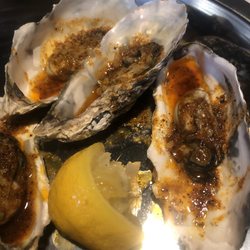 Red Crab Juicy Seafood - Steamed oysters