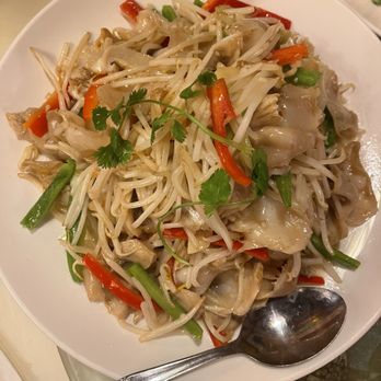 Aberdeen Cafe - geoduck with bean sprouts - Dim Sum Near Me - Martinez, California