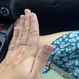 This was 1 day after getting a dip manicure. This was 1 day after getting a dip manicure.