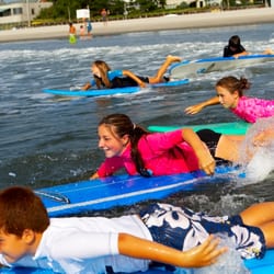 Stacey's Surf Camp - Group paddle out