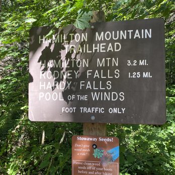 Hamilton Mountain Trail - Trailhead in lower parking lot - Hiking Near Me