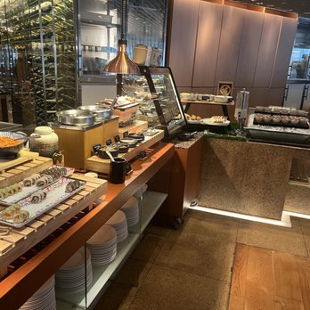 港島香格里拉大酒店 - Buffet - Hotels Near Me - Hong Kong, HK