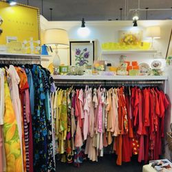 A Robin's Nest of Antiques & Treasures