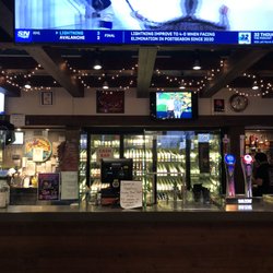 The Royal Canadian Legion - Bar counter~ (June 2022)