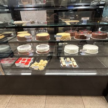 Zippy's - S. Eastern - Cakes and pastries - Diners Near Me - Las Vegas, Nevada