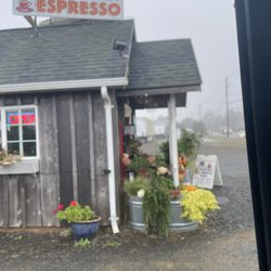 Chinook Coffee Company - Fall decor