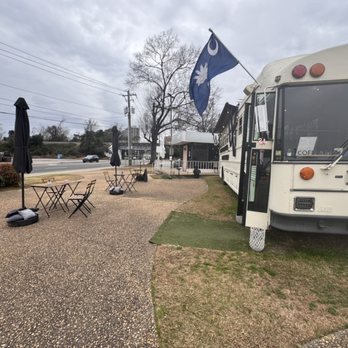 Hendrix The Bus - Outside seating for nice days - Coffee & Tea Near Me - Columbia, South Carolina Hendrix The Bus - Outside seating for nice days - Coffee & Tea Near Me - Columbia, South Carolina
