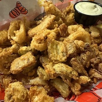 Hook & Reel Cajun Seafood & Bar - Seafood Near Me - Sacramento, California Hook & Reel Cajun Seafood & Bar - Seafood Near Me - Sacramento, California