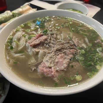 Pho 79 Restaurant - Large pho with beef, tendon, and tripe - Vietnamese Near Me - Westminster, California Pho 79 Restaurant - Large pho with beef, tendon, and tripe - Vietnamese Near Me - Westminster, California