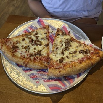 Mellow Mushroom Durbin Park - Lunch special - Pizza Near Me - St. Johns, Florida