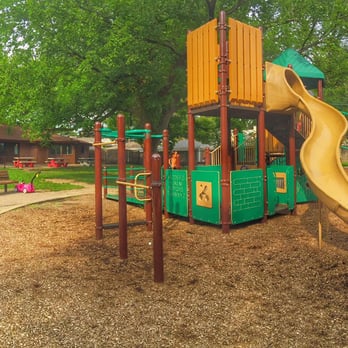 Andersen Park - The play system - Parks Near Me - Oak Park, Illinois