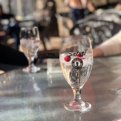 Old Bisbee Brewing - The seasonal Cranberry Salut