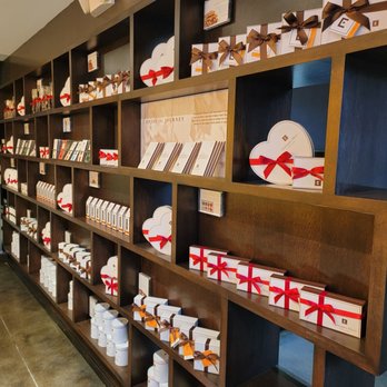 Christopher Elbow Artisanal Chocolates - Chocolatiers & Shops Near Me - Kansas City, Missouri Christopher Elbow Artisanal Chocolates - Chocolatiers & Shops Near Me - Kansas City, Missouri