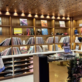The Gunter Hotel - Free vinyl options to take to your room - Hotels Near Me - San Antonio, Texas The Gunter Hotel - Free vinyl options to take to your room - Hotels Near Me - San Antonio, Texas