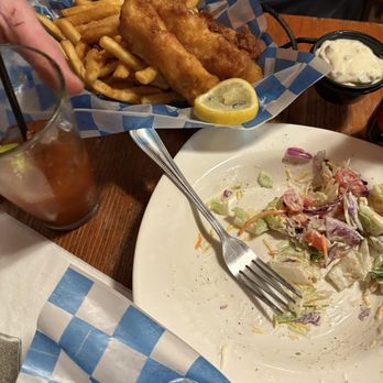 Hessen Haus - Fish & Chicken Combo Side Salad - German Near Me - Des Moines, Iowa
