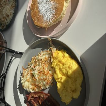 Egg And Berry Cafe - Egg with meat breakfast - Breakfast & Brunch Near Me - Orland Park, Illinois