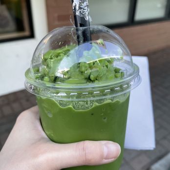 Matcha En - matcha frappuccino with almond milk and 50% sugar ($5.75 + $1) - Desserts Near Me - Chicago, Illinois