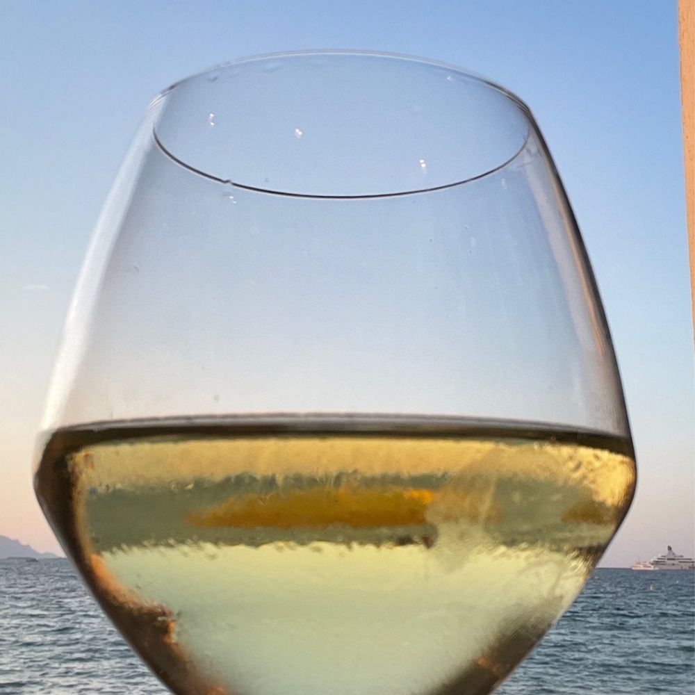 Cap Riviera - Good wine for the good life - French Near Me - Antibes Juan Les Pins, 06