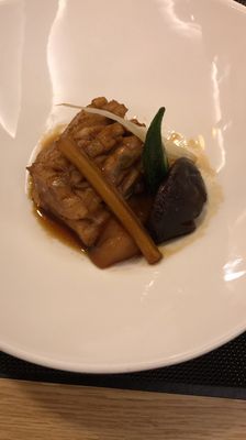 85 Sky Tower by null