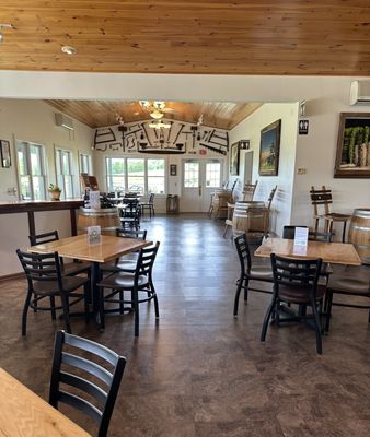 Hunt Country Vineyards by null