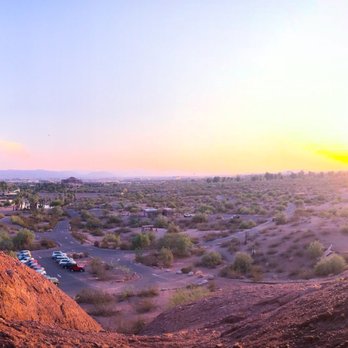 Hole-in-the-Rock - Hiking Near Me - Phoenix, Arizona