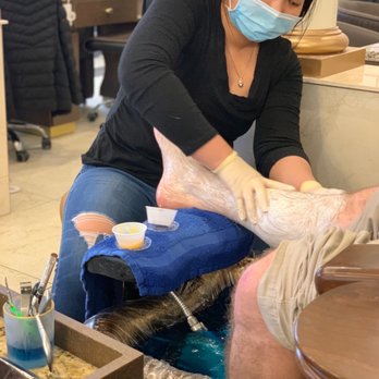 Nail Bar & Spa - Deep treatment with Vi - Nail Salons Near Me - Lexington, Kentucky