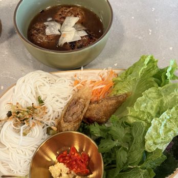 The Pig & The Lady - Bun Cha Ha Noi - Vietnamese Near Me - Honolulu, Hawaii The Pig & The Lady - Bun Cha Ha Noi - Vietnamese Near Me - Honolulu, Hawaii