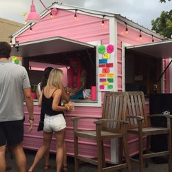 Pinkys: The Smallest Bar In Alabama